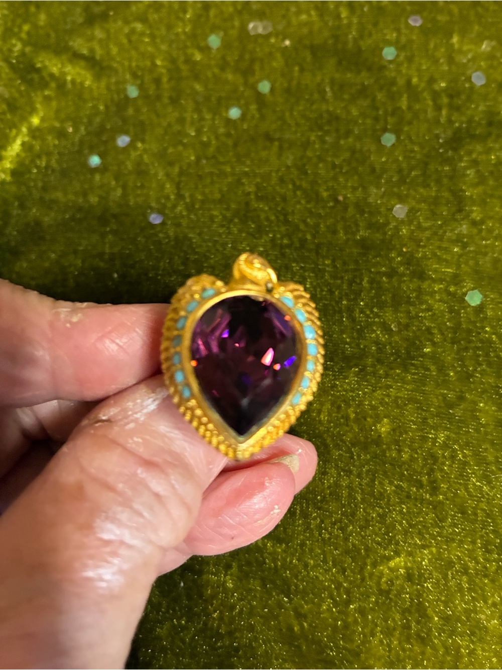 Vintage Elizabeth Taylor for Avon Cleopatra Egyptian style ring